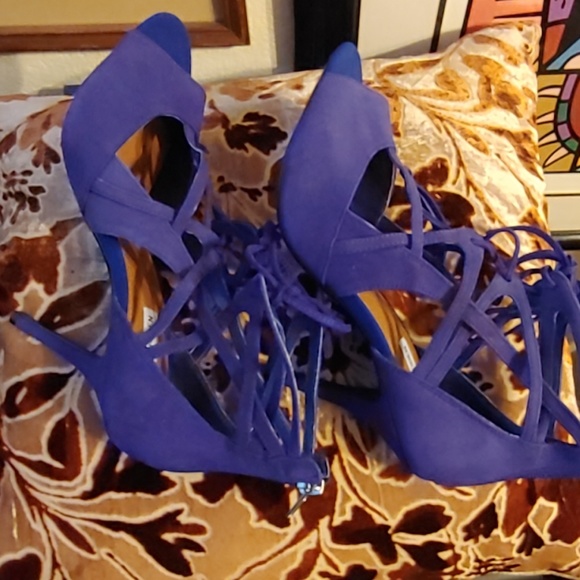 Steve Madden suede shoes - Picture 6 of 7